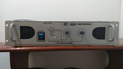 Amplificador Mdg 600 Profissional