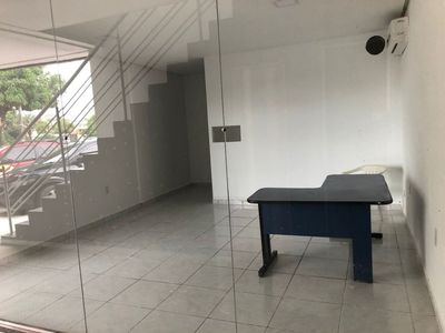 Sala para Alugar, 30 m2 por RS 2.025,00-mês - Cachoeirinha - Manaus-am
