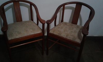 Cadeiras em Madeira Maciça