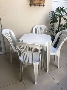 Aluguel de Mesas e Cadeiras Plásticas em Salvador
