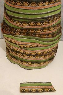Fitas Decorativas-bordada com Glíter(verde-dourada)