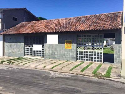 Casa à Venda, 810 m2 por RS 2.000.000,00 - Parque das Laranjeiras - Manaus-am