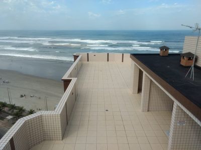 Apartamento Grande com 61 m2 Frente Mar em Praia Grande SP