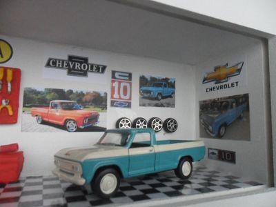 Quadro Oficina de Carro Miniatura Chevrolet C10 Nacionais