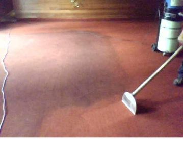 Secagem de Carpetes e Limpeza de Carpetes e Sofás e Estofados em Geral