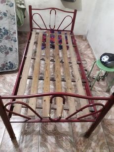 Cama Solteiro de Ferro Montável + Colchão