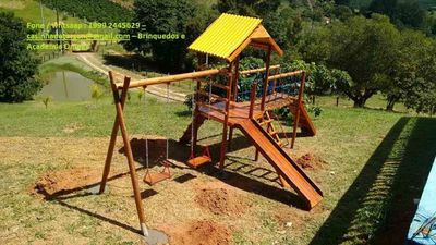 Escorregador Infantil Playground Infantil de Madeira