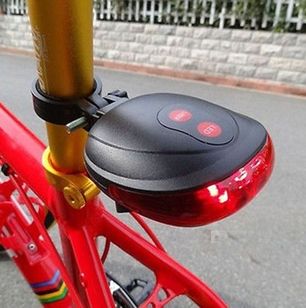 Lanterna Farol Traseira Bike Led Ciclovia Laser Sinalizador