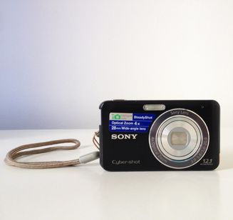 Câmera Sony Cyber-shot Dsc-w310 Brinde Memória Sony 2gb