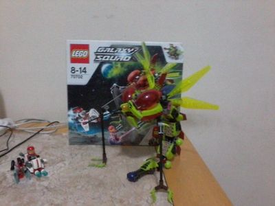 Lego Galaxy Squad 70702 Ferrão Contorcido