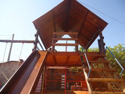 Casinha de Tarzan Playground Poupa Espaço Ligue /wtsaap