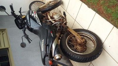 Vende_se Moto Honda Broz 150 Ks Preta