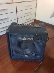 Amplificador Roland Kc60