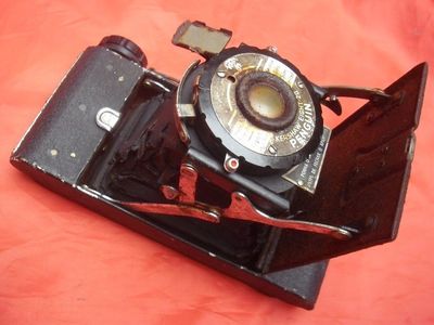 Máquina Fotográfica de Fole Penguin / Câmera Fotográfica Antiga