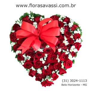Santa Luzia MG Floricultura Flores, Cesta de Café da Manhã e Coroas