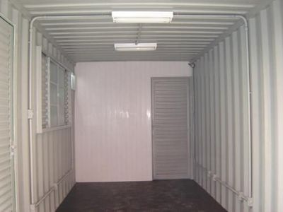 Locação de Containers, Caminhão Munck e Máquinas