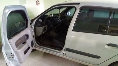Clio Sedan Completo