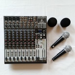 Mesa de Som Behringer Xenyx 1622 Fx + 02 Microfones Samson R21s