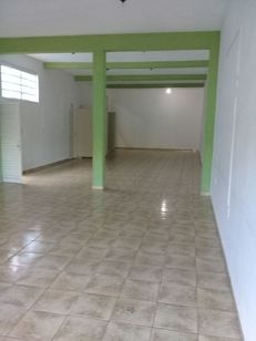 Salão Amplo no Bairro Ribeirão Verde em Rib Preto SP