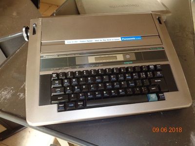 Máquina Escrever Eletrônica Panasonic