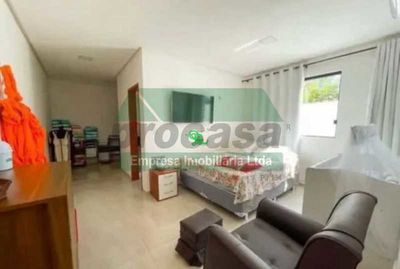 Aluga-se ou Vende-se Casa Duplex de Alto Padrão na Ponta Negra