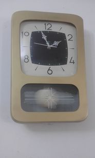 Relógio de Parede com Pêndulo Transistora