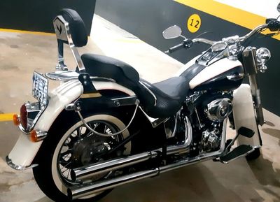 Harley-davidson Softail de Luxe 2011