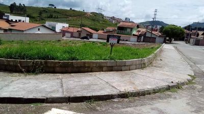 Poços de Caldas - Mg/ Vendo Terreno Bairro Campo das Antas - R$200.000