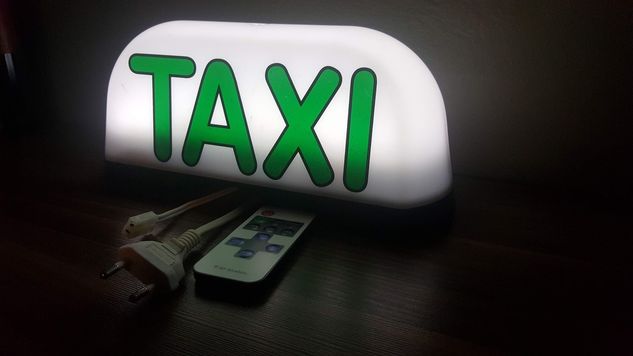 Luminoso para Taxi sem Fio - Led - Controle Remoto - Usb