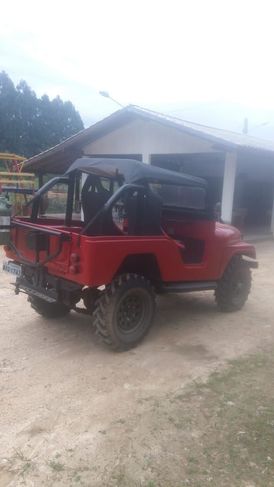 Jeep 1965 Vermelho