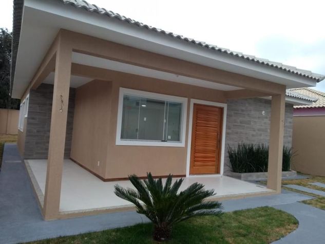 Ubatã - Casa em Condomínio em Maricá - Caxito por 355 Mil à Venda