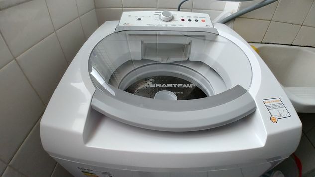 Máquina de Lavar 11kg Brastemp Branca 220v. Cesto em Inox. Novíssima!!!