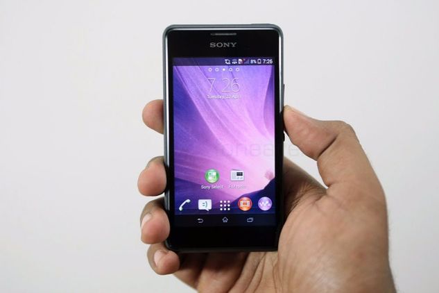 Smartphone Sony E1 D2104 Preto Dual Chip 4" Dual Core Android 4.2