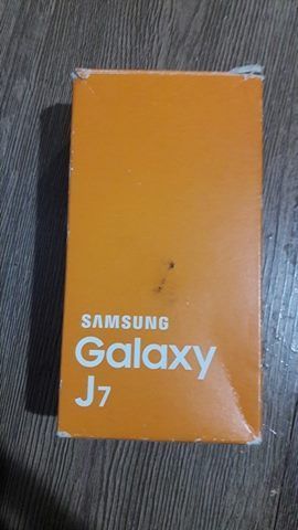 Vendo Samsung Galaxy J7 16 GB