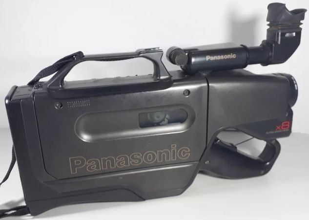 Filmadora Panasonic Pv-610 Completa - Raridade ! p/ Colecionadores