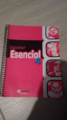 Livro Espanol Esencial 4