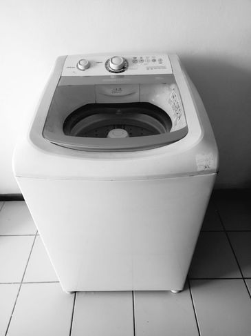 Vendo Excelente Máquina de Lavar Roupa 10 Quilos