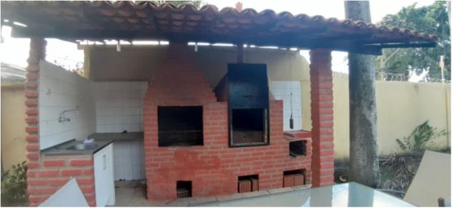 Casa com 4 Dorms em Jaboatão dos Guararapes - Candeias por 2.650.000,00 à Venda