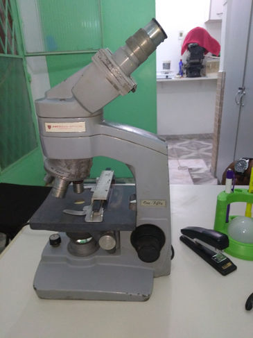 Microscópio Profissional American Optical