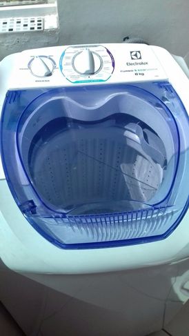 Máquina de Lavar Electrolux 6kg Semi Nova R$500,00