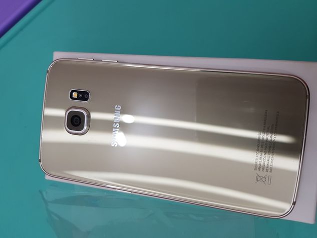 Samsung S6 Edge Dourado