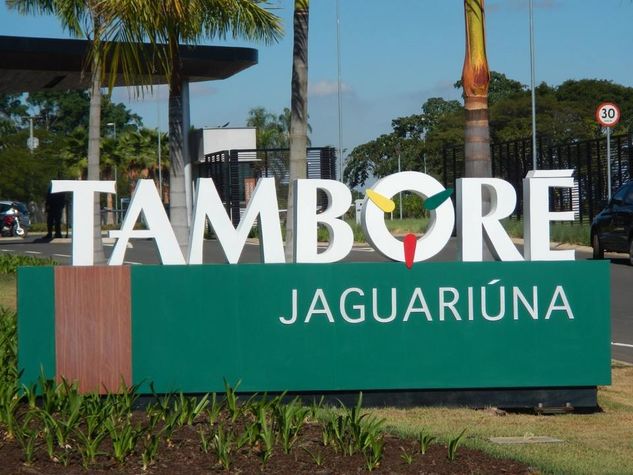 Vendo Lote no Exclusivo Condomínio Clube Tamboré Jaguariúna!
