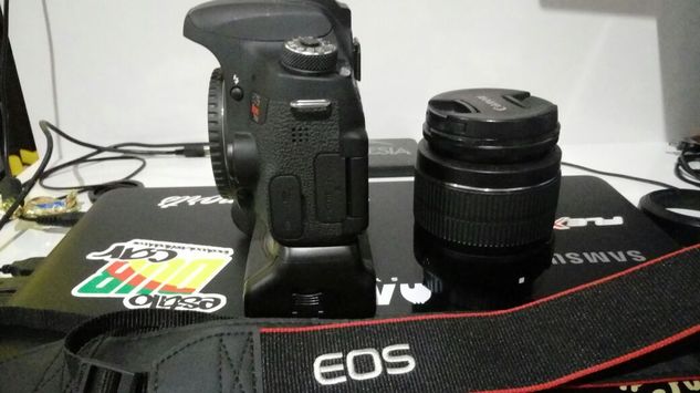 Canon Eos Rebel T6s