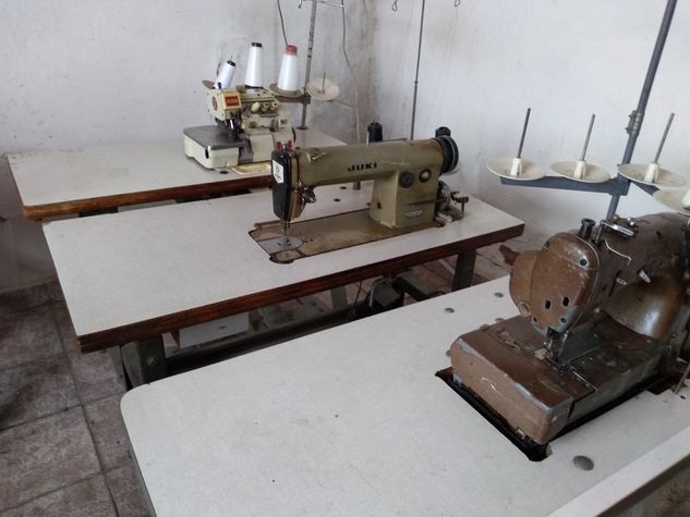 Máquinas de Costura Indústriais Usadas