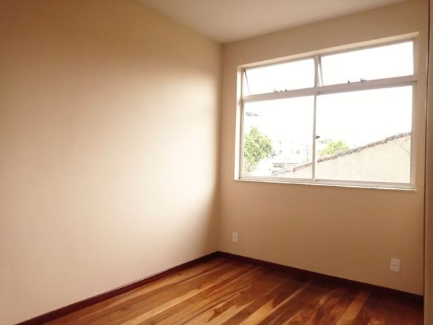 Apartamento com 3 Quartos, Suíte, para Alugar,100 m2 por R$ 2.100/mês