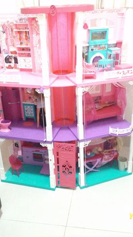 Casa da Barbie com Elevador