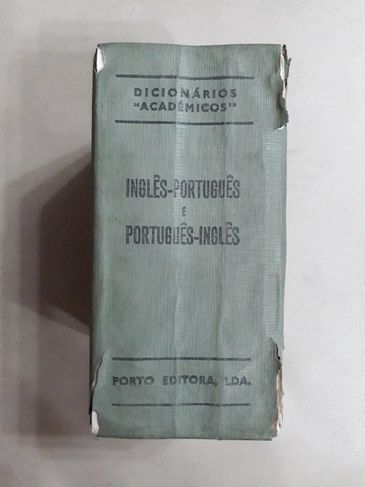 Dicionário Académico de Portugal (impresso em 1981)