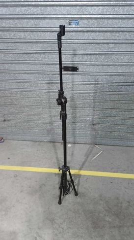 Pedestal Vector Microfone Girafa C/cahimbo Preto Usado