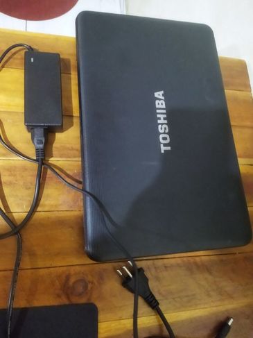 Notebook Bom Pra Estudar, com 8gb de Ram e 120 GB Hd Ssd. Amd 1.4 Ghz