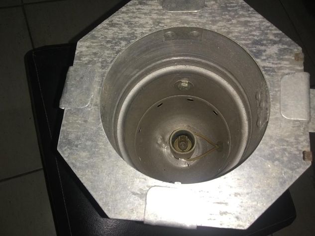 Refretor de Alumínio Meca Lux 24 por 18 Cm